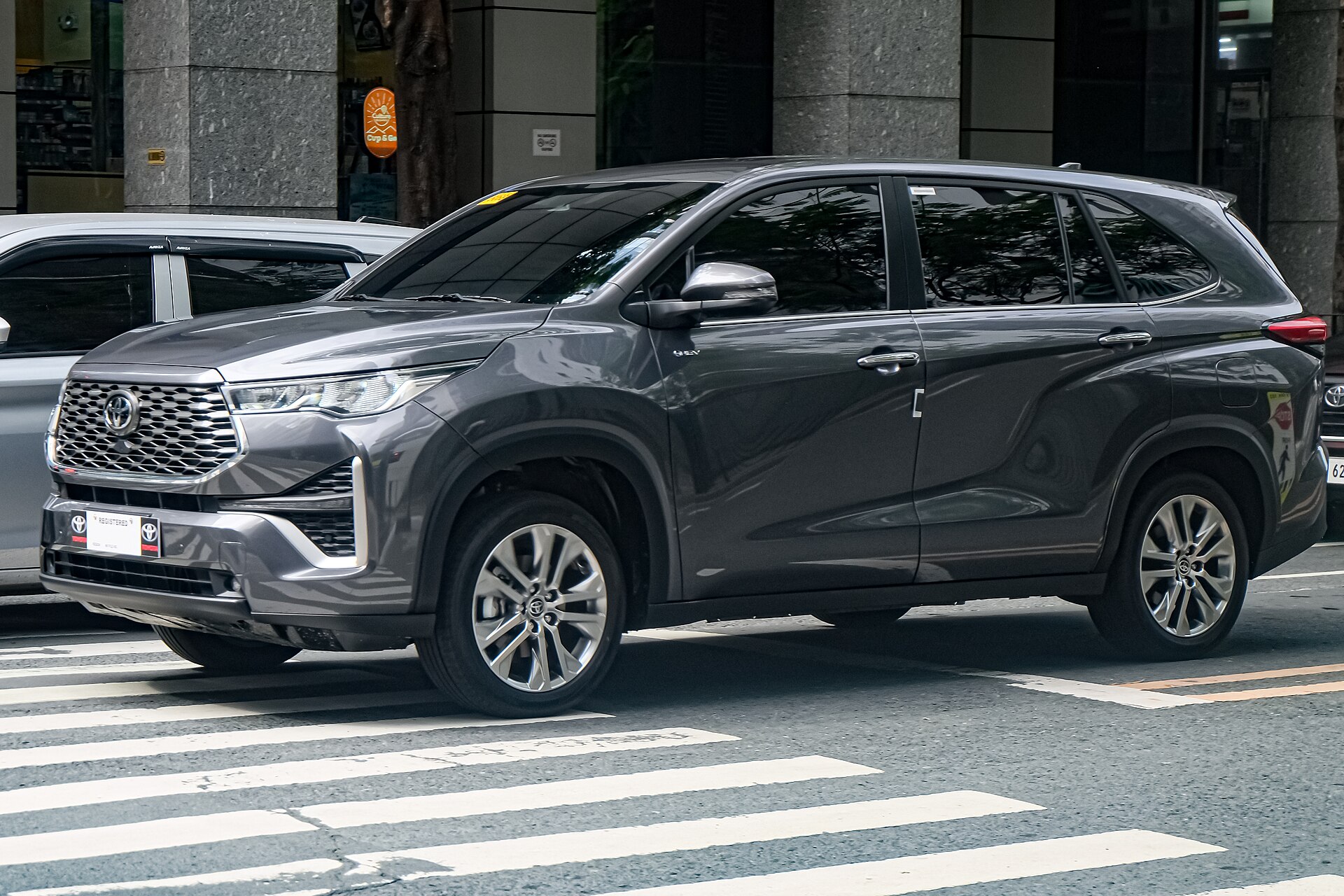 Innova Hycross — Toyota Innova Hycross